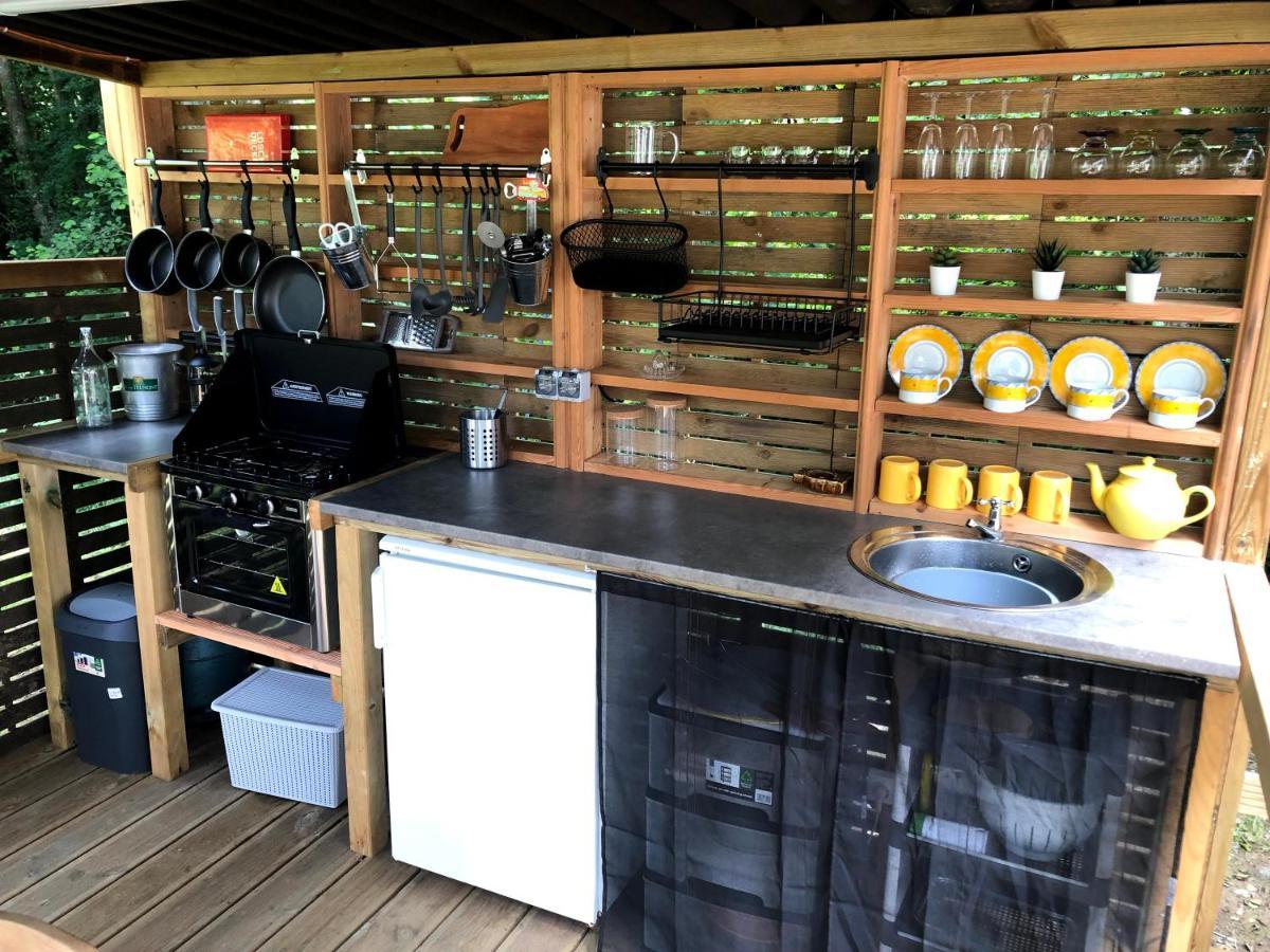 Luxury Glamping @Moulin Des Forges Hotell Moutier-Malcard Exteriör bild